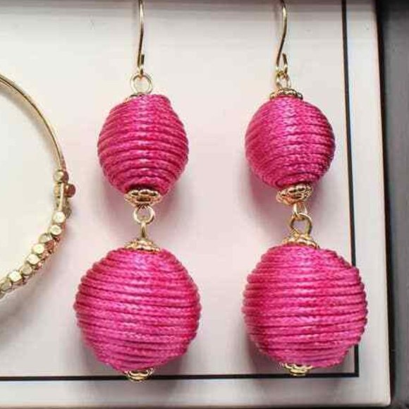 Bijoux Bar 3 Pairs Earrings Hot Pink Drops & Gray Crystal Posts & Gold Hoops NIB - Picture 4 of 8